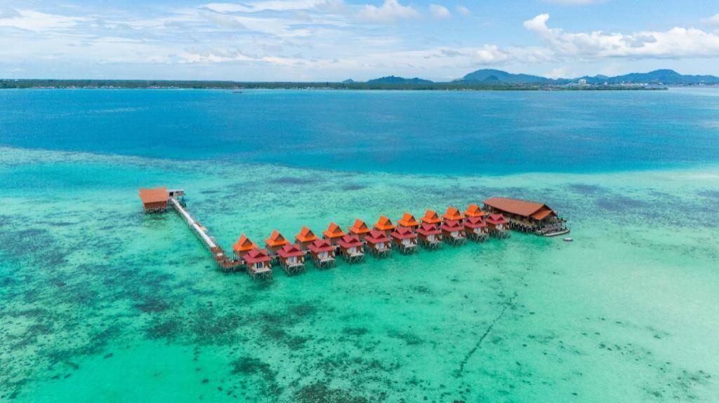 Sand Bay Resort Semporna Exterior foto
