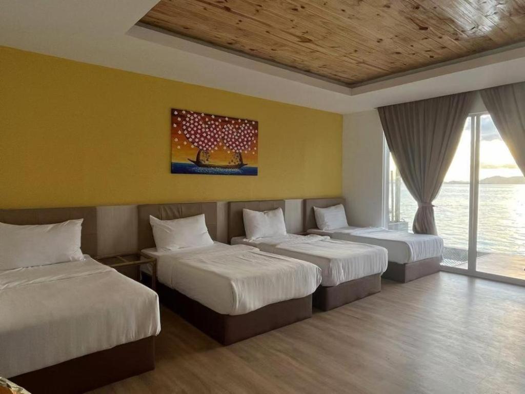 Sand Bay Resort Semporna Exterior foto
